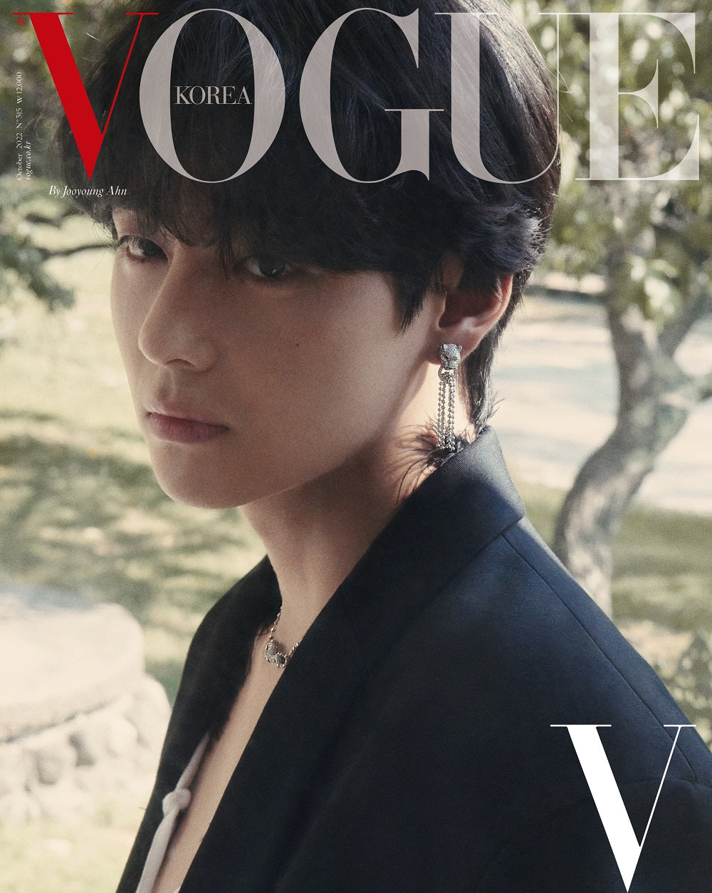 VOGUE Korea October 2022 BTS V Cover - A - Rosé K-Shop